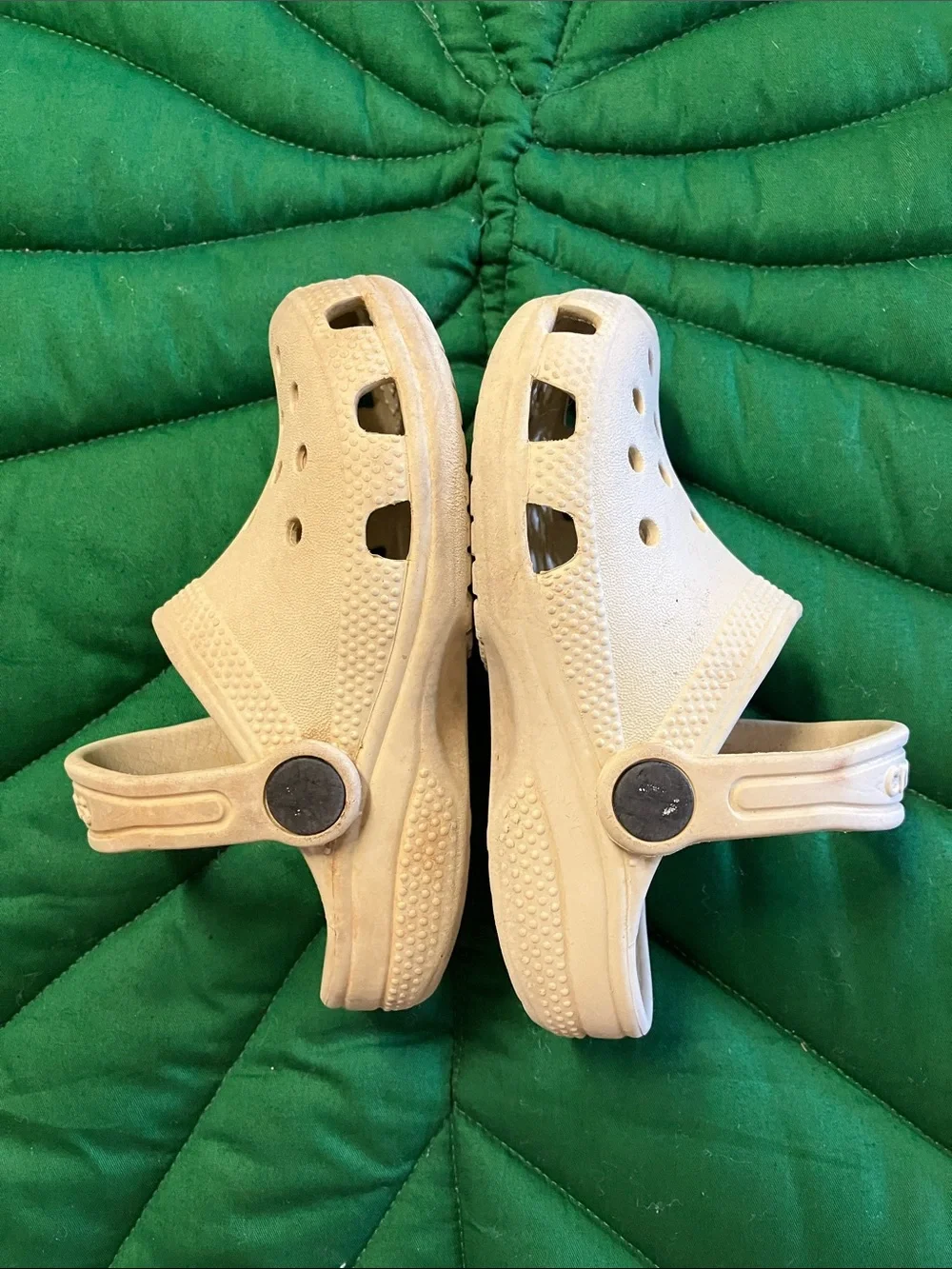 CROCS cream beige